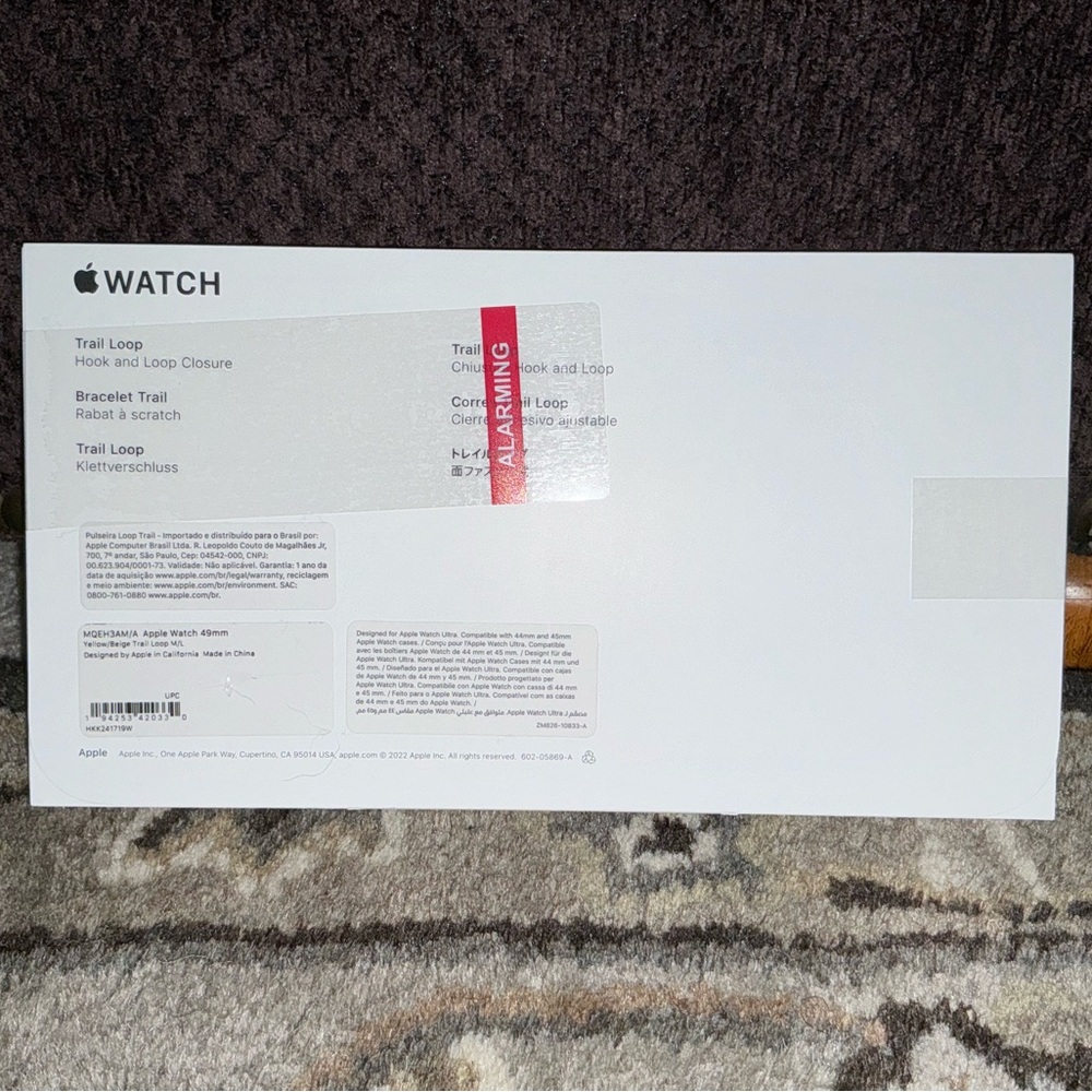 Apple Watch Ultra Trail Loop M/L Yellow/Beige - Picture 3 of 3